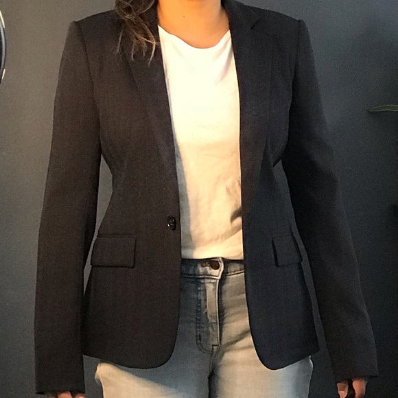 Theory, wool blazer, size 0 - Picture 4 of 6